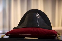fgo拿破仑称帝期间曾配戴双角帽6700万元落